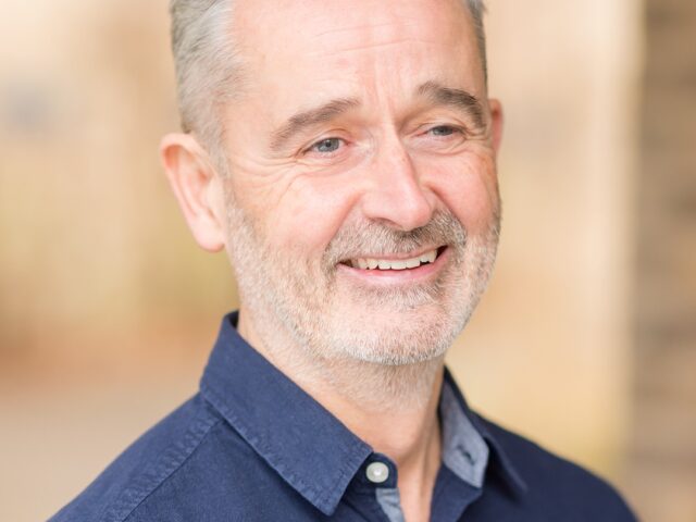 Darren Stott
